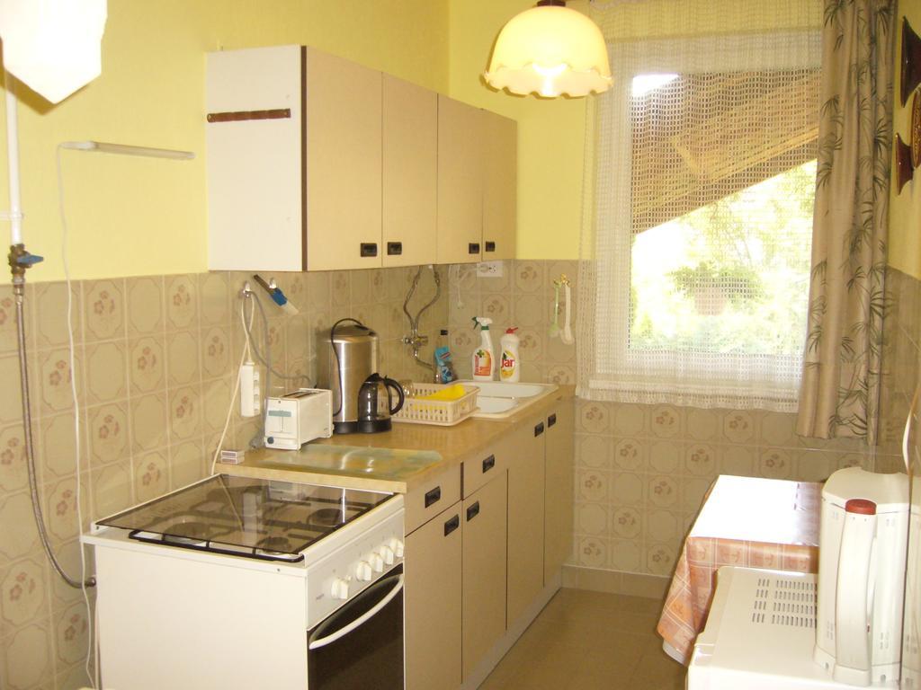 Orszag Apartmanhaz 잘라카로쉬 외부 사진